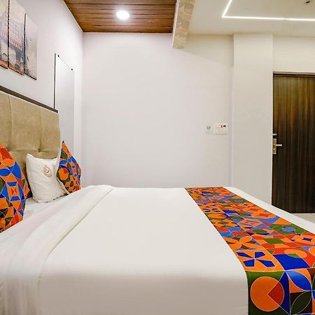 Fabhotel Swaraj Shirgaon  Екстериор снимка