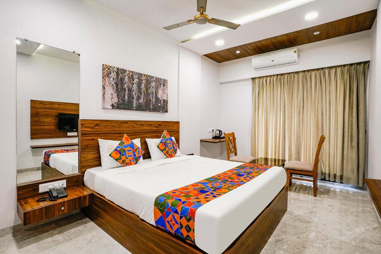 Fabhotel Swaraj Shirgaon  Екстериор снимка